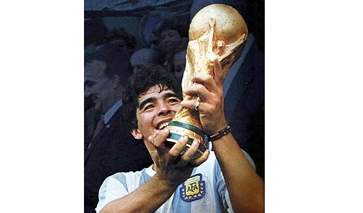 உதைபந்தாட்ட வீரர் Diego Maradona மரணம்